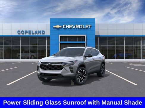 New 2026 Chevrolet Trax RS w/ Sunroof Package FWD image 9