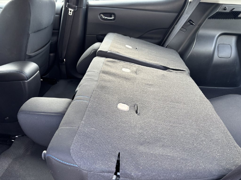 Used 2019 Nissan Leaf SV FWD image 25