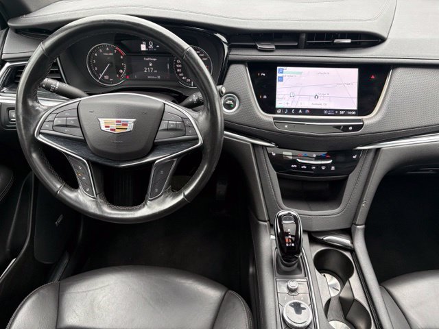 Used 2023 Cadillac XT5 Premium Luxury AWD/4WD image 3