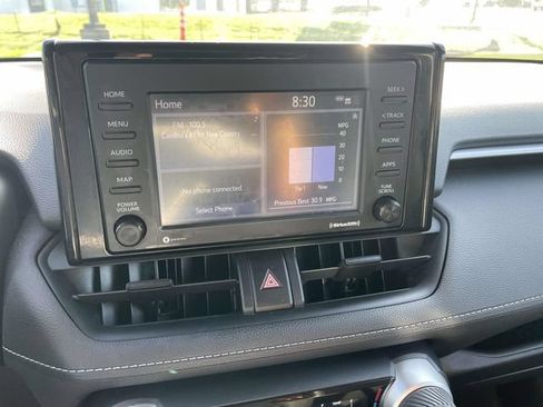 Used 2021 Toyota RAV4 LE AWD/4WD image 34