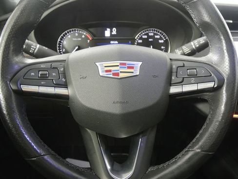 Used 2020 Cadillac XT4 Sport w/ Cold Weather Package image 17