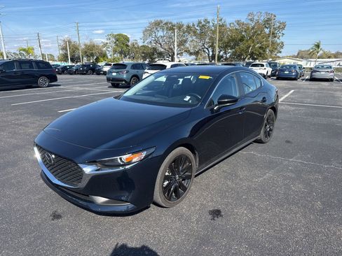 Used 2025 MAZDA MAZDA3 s image 3