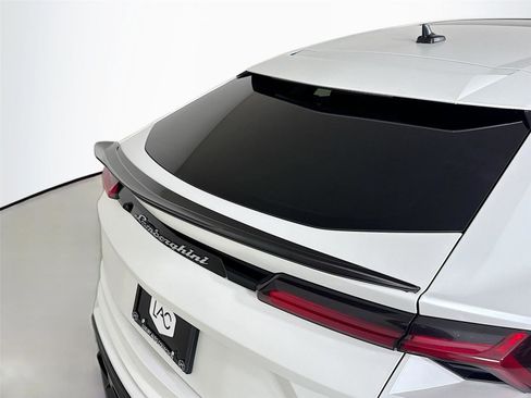 Used 2021 Lamborghini Urus image 39