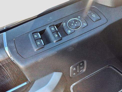 Used 2021 Ford F250 Lariat w/ Lariat Value Package image 30