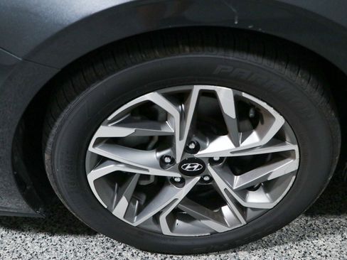 Used 2022 Hyundai Sonata SEL w/ Cargo Package FWD image 11