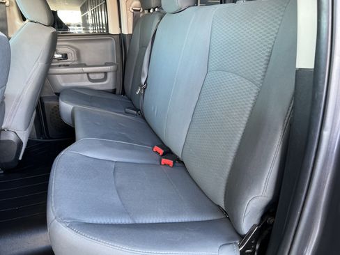 Used 2018 RAM 1500 Classic SLT image 8