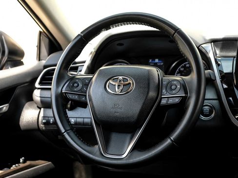 Used 2023 Toyota Camry SE w/ Convenience Package image 17