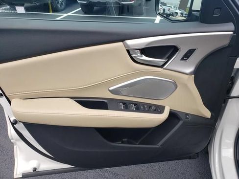 Used 2024 Acura RDX SH-AWD w/ Technology Package image 11