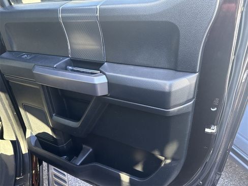 Used 2018 Ford F150 XLT w/ Equipment Group 302A Luxury image 20