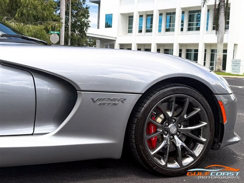 Used 2017 Dodge Viper GTS RWD image 61