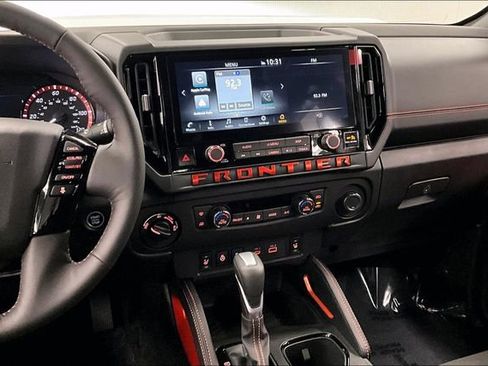 New 2025 Nissan Frontier PRO-4X w/ Pro Convenience Package image 7