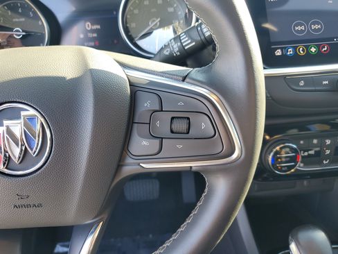 Used 2022 Buick Encore GX Select image 17