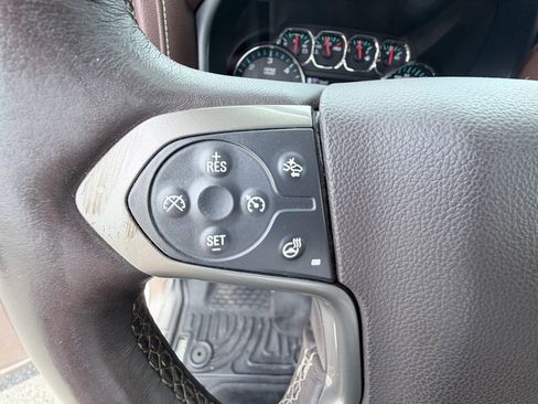 Used 2015 Chevrolet Silverado 1500 High Country w/ High Country Premium Package image 15