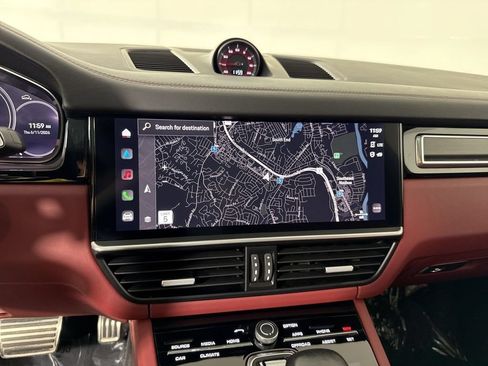 Certified 2023 Porsche Cayenne GTS AWD/4WD image 26