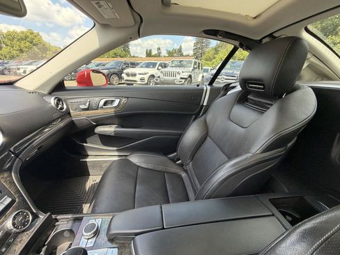 Used 2013 Mercedes-Benz SL 550 image 27