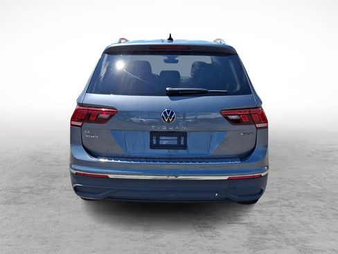 Used 2024 Volkswagen Tiguan SE AWD/4WD image 4