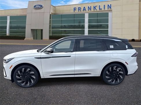 New 2026 Lincoln Nautilus Black Label w/ Jet Appearance Package image 4