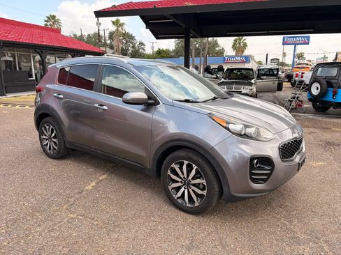 Used 2017 Kia Sportage EX AWD/4WD image 9