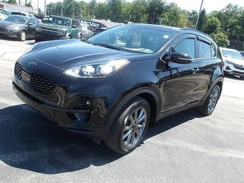 Used 2021 Kia Sportage S w/ S AWD Premium Package image 3