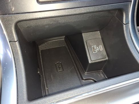 Used 2023 Ford Edge Titanium w/ Cargo Accessory Package image 28