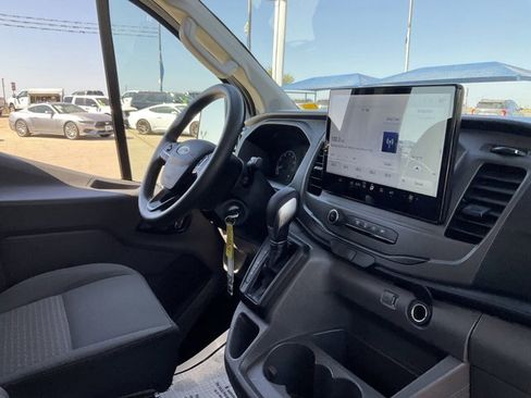 Used 2022 Ford Transit 350 XLT image 15