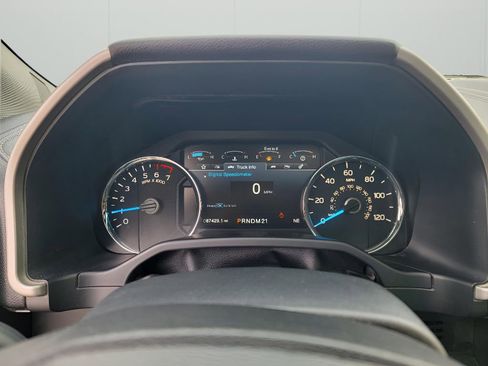 Used 2016 Ford F150 Lariat w/ Equipment Group 501A Mid image 16