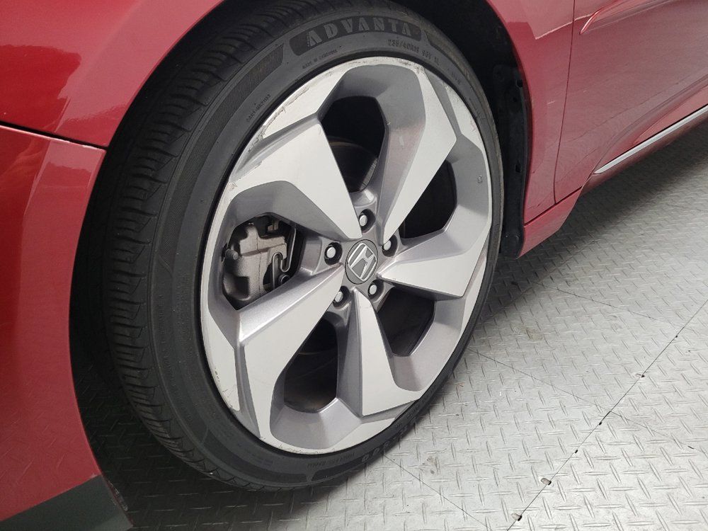 Used 2018 Honda Accord Touring image 31