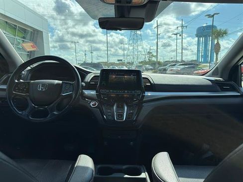 Used 2018 Honda Odyssey Elite image 13