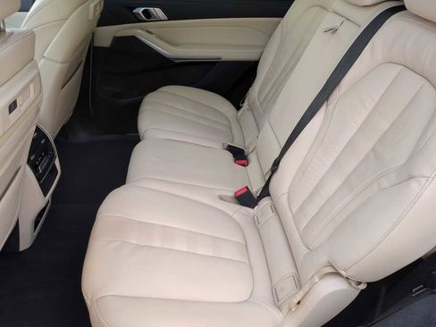 Certified 2022 BMW X7 xDrive40i w/ Executive Package image 20