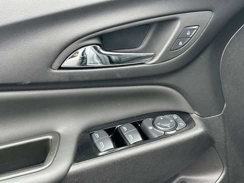 Certified 2024 Chevrolet Equinox Premier AWD/4WD image 15