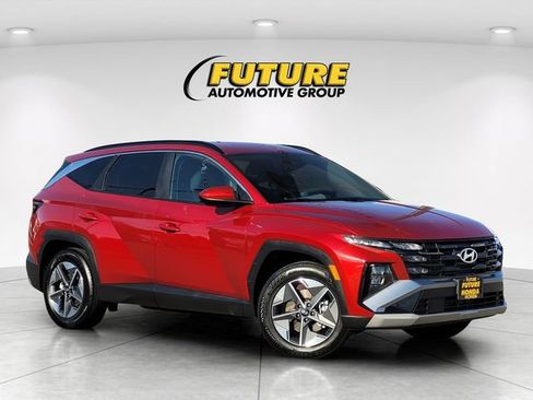 Used 2025 Hyundai Tucson SEL FWD image 1