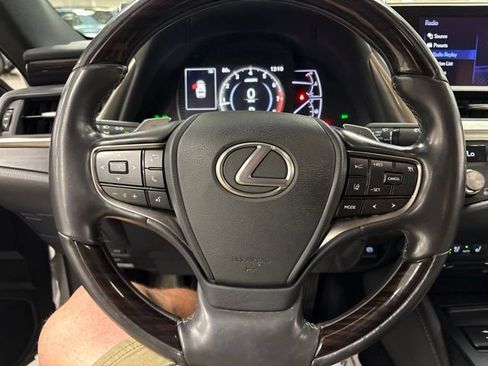 Used 2021 Lexus ES 250 w/ Premium Package AWD/4WD image 24