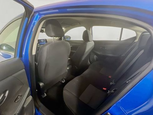 Used 2024 Nissan Sentra SV image 19