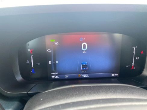 New 2025 Ford Maverick XLT FWD image 16
