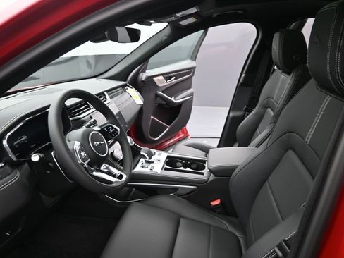 New 2026 Jaguar F-PACE R-Dynamic S image 21
