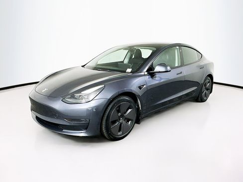 Used 2022 Tesla Model 3 Long Range AWD/4WD image 3