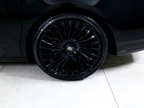 Used 2011 Rolls-Royce Ghost RWD image 39