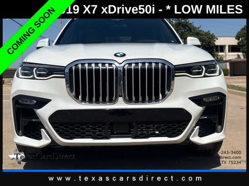 Used 2019 BMW X7 xDrive50i w/ M Sport Package AWD/4WD image 2