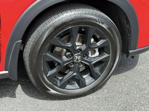 Certified 2025 Honda HR-V Sport image 27