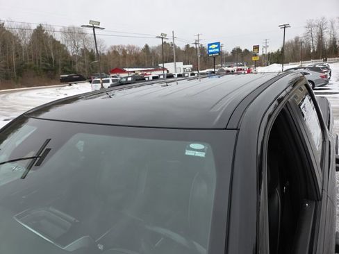 Used 2022 RAM 1500 Laramie w/ Night Edition image 92