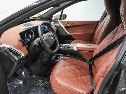Certified 2023 BMW iX M60 w/ Executive Package AWD/4WD image 19