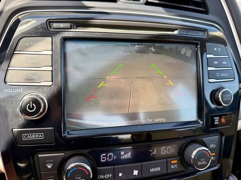 Used 2016 Nissan Maxima 3.5 SL FWD image 26