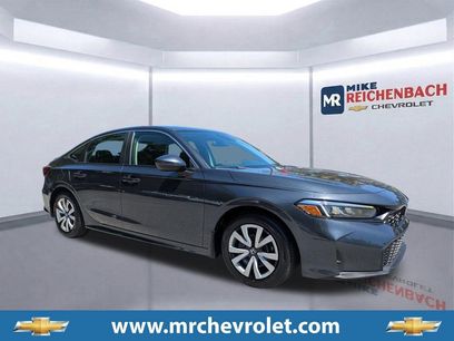 Used 2025 Honda Civic LX