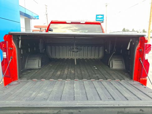 Used 2022 Chevrolet Silverado 1500 LT Trail Boss w/ Bed Protection Package image 28