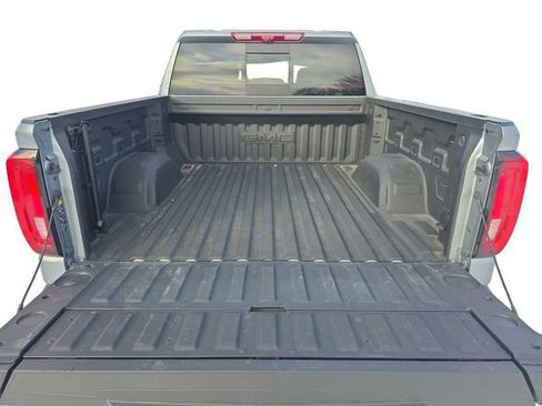 Used 2025 GMC Sierra 1500 Denali w/ Technology Package AWD/4WD image 19