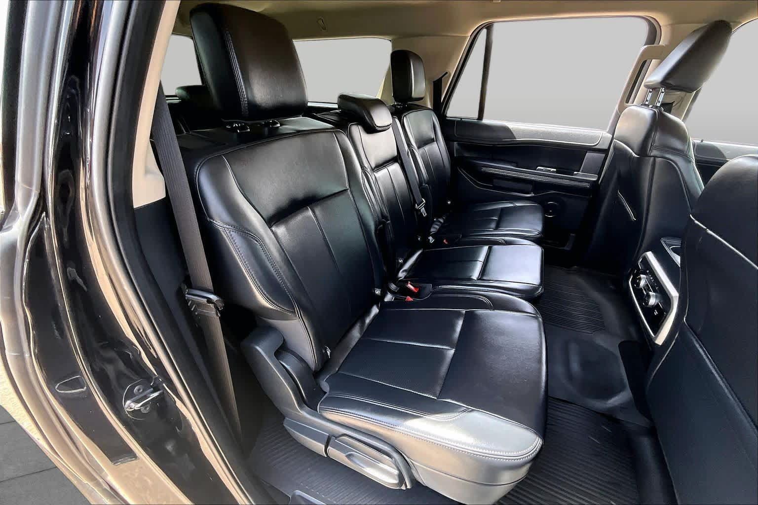 Used 2024 Ford Expedition Max XLT AWD/4WD image 19