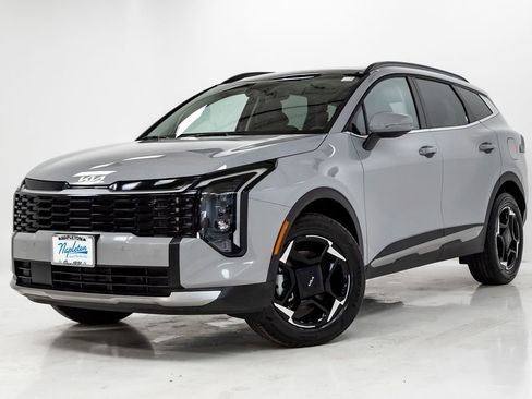 Certified 2026 Kia Sportage EX w/ EX Panoramic Sunroof Package AWD/4WD image 1