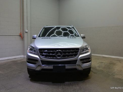 Used 2012 Mercedes-Benz ML 350 BlueTEC 4MATIC image 5