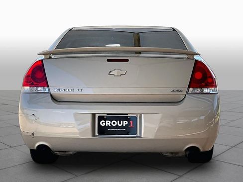 Used 2012 Chevrolet Impala LT FWD image 4