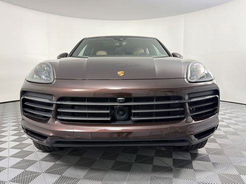Certified 2022 Porsche Cayenne AWD/4WD image 13